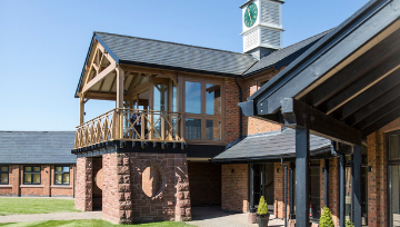 National Racehorse Week: Manor House Stables thumbnail image