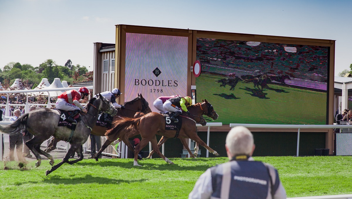 Chester Racecourse announce Boodles as sponsor of Chester Vase in expanded partnership of Boodles May Festival thumbnail image