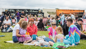 Chester Racecourse’s Family Fun Day collaborate with Parentfolk to create an all new ‘PlayFest’ experience thumbnail image