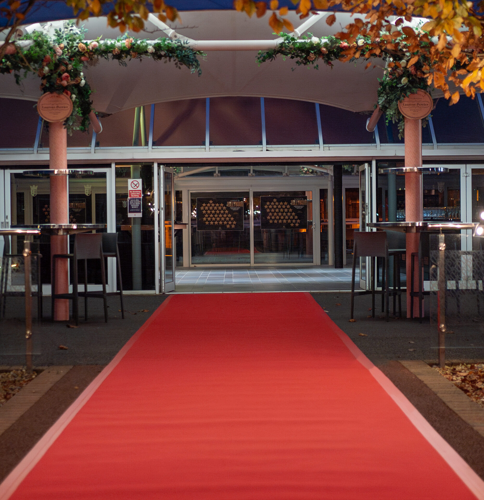 https://www.chester-races.com/venue-hire/champagne-bar/ thumbnail image