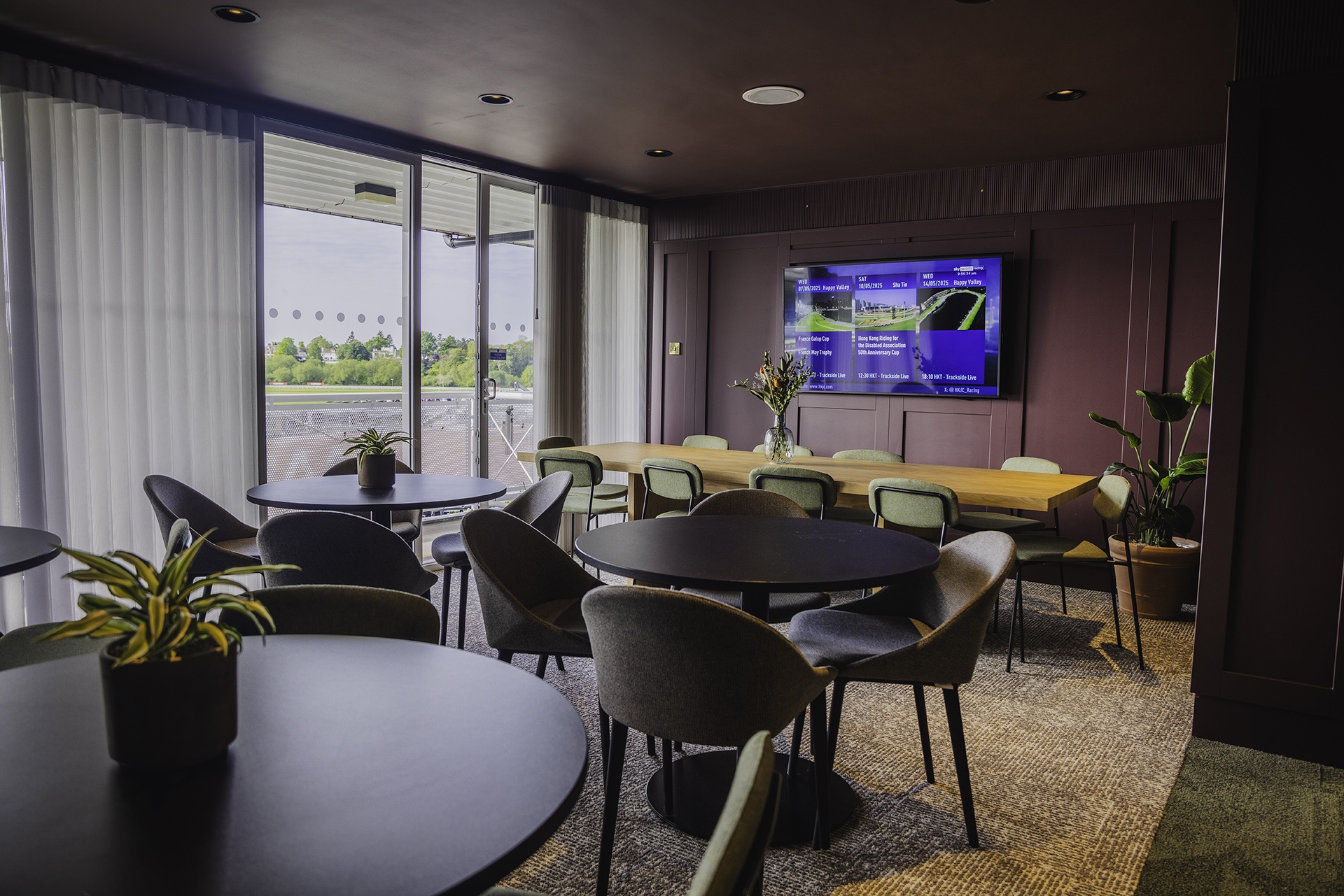 https://www.chester-races.com/venue-hire/private-boxes/ thumbnail image