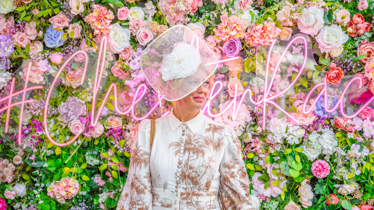 https://www.chester-races.com/style-and-glamour-under-starters-orders-for-powells-jewellery-ladies-day-at-chester-racecourse/ thumbnail image