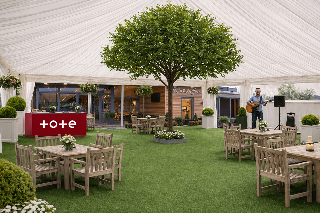 https://www.chester-races.com/tickets-and-packages/the-white-horse-garden/ thumbnail image