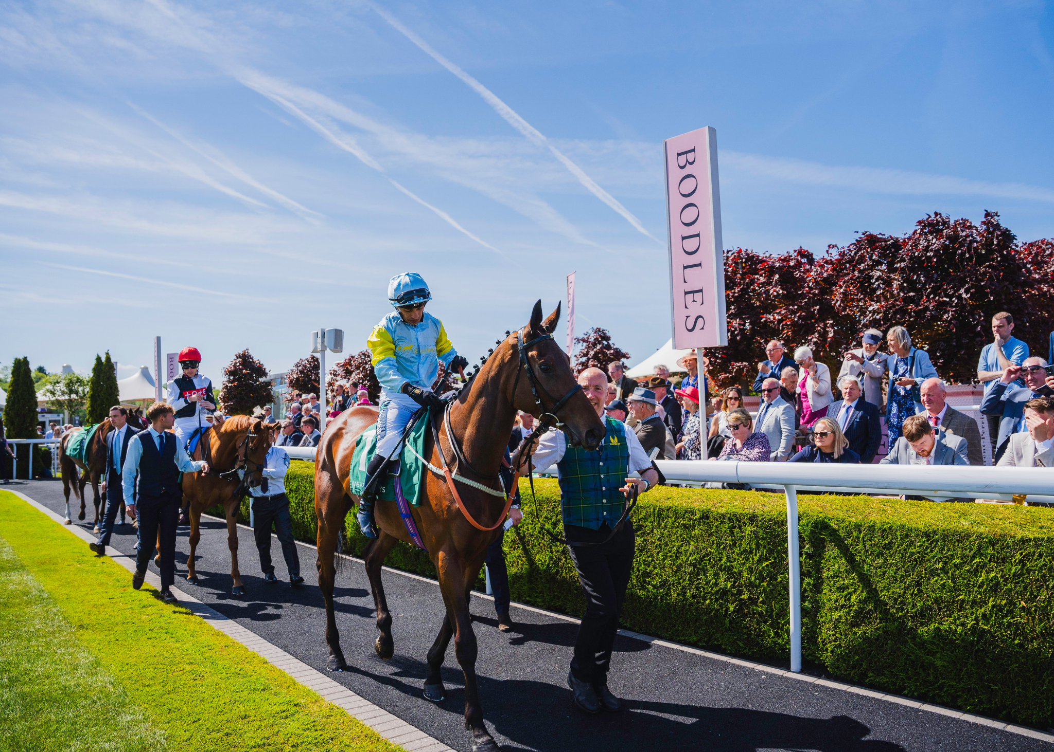 https://www.chester-races.com/from-classic-contenders-to-city-centre-celebrations-what-to-expect-at-chesters-biggest-event-of-the-year-as-the-boodles-may-festival-returns/ thumbnail image