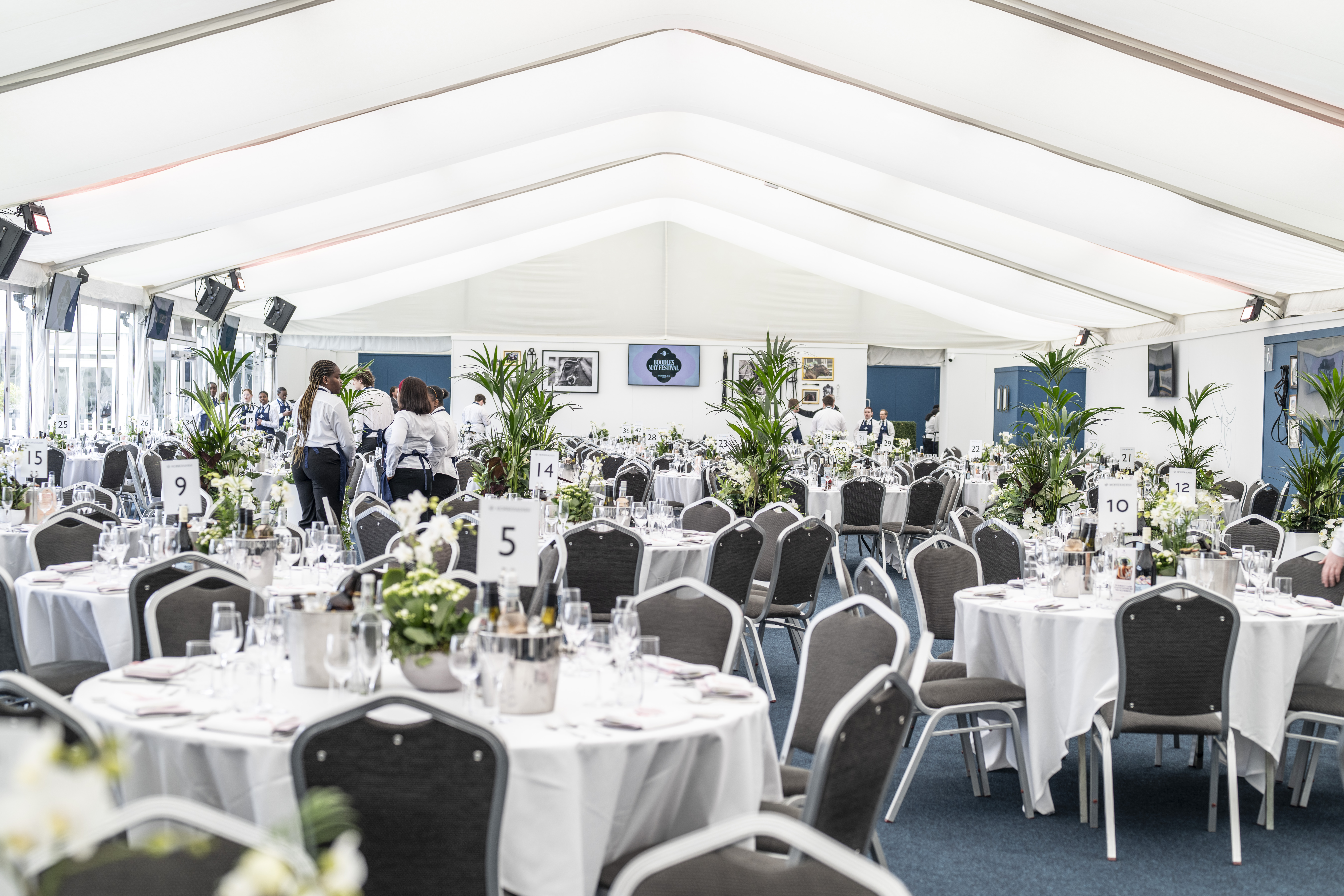 https://www.chester-races.com/tickets-and-packages/silver-package-simply-red-summer-funk-27/ thumbnail image
