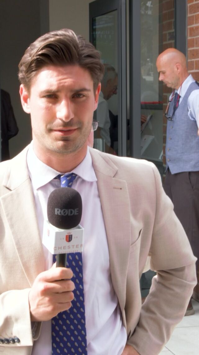 What a ride from @daviesharry_ in The Duke Of Westminster Supporting The Chester Cup Race🏆

Very well deserved, congratulations to all connections involved 🥂🎉

#ChesterCup200 #BoodlesMayFestival